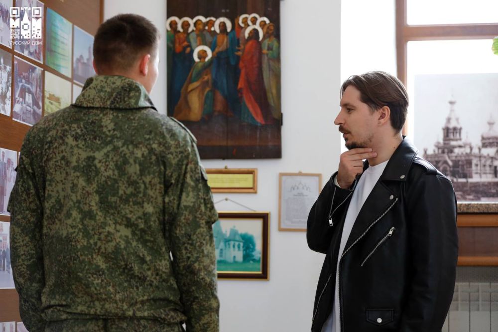 Донецкий фотограф Денис Григорюк посетил 102-ю российскую военную базу Донецкий фотограф Денис Григорюк посетил 102-ю российскую военную базу