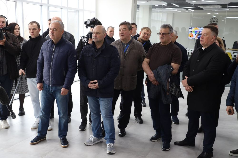 Константин Кузьмин: Сегодня в Анапе завершилась 42-я Конференция Южно-Российской Парламентской Ассоциации Константин Кузьмин: Сегодня в Анапе завершилась 42-я Конференция Южно-Российской Парламентской Ассоциации