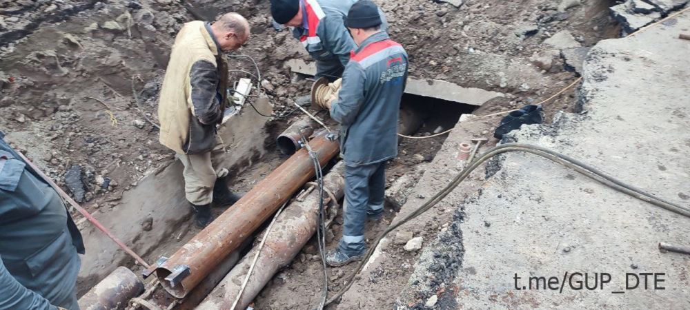 НА КОММУНАЛЬНЫХ РУБЕЖАХ: ОПЕРАТИВНОЕ ВОССТАНОВЛЕНИЕ ТЕПЛОСНАБЖЕНИЯ ПОСЛЕ АВАРИИ НА ЦТП-18 В МАРИУПОЛЕ НА КОММУНАЛЬНЫХ РУБЕЖАХ: ОПЕРАТИВНОЕ ВОССТАНОВЛЕНИЕ ТЕПЛОСНАБЖЕНИЯ ПОСЛЕ АВАРИИ НА ЦТП-18 В МАРИУПОЛЕ