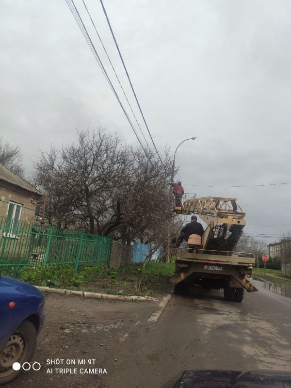 Борис Трима: В Мангушском муниципальном округе продолжается ремонт сети уличного освещения Борис Трима: В Мангушском муниципальном округе продолжается ремонт сети уличного освещения