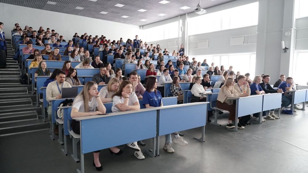 Студенты Приазовского государственного технического университета на форуме в Тамбове! Студенты Приазовского государственного технического университета на форуме в Тамбове!
