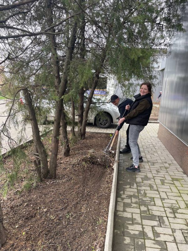 Субботник как праздник - весело и полезно! Субботник как праздник - весело и полезно!