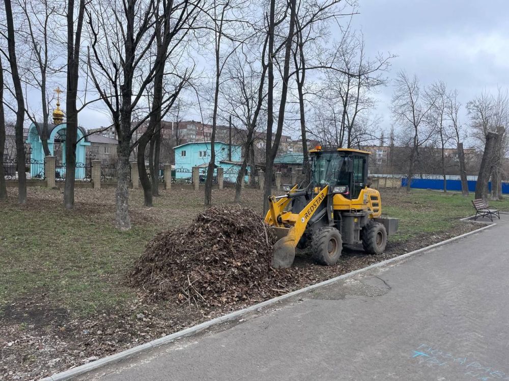 Кировский внутригородской район принял участие в общереспубликанском субботнике Кировский внутригородской район принял участие в общереспубликанском субботнике