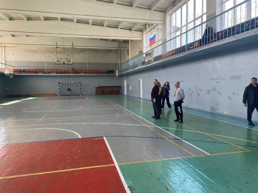 4 апреля в СК «Трубник» состоялся отборочный турнир Кубка города по мини-футболу среди общеобразовательных школ по проекту «Детский спорт» Всероссийской партии «Единая Россия» 4 апреля в СК «Трубник» состоялся отборочный турнир Кубка города по мини-футболу среди общеобразовательных школ по проекту «Детский спорт» Всероссийской партии «Единая Россия»