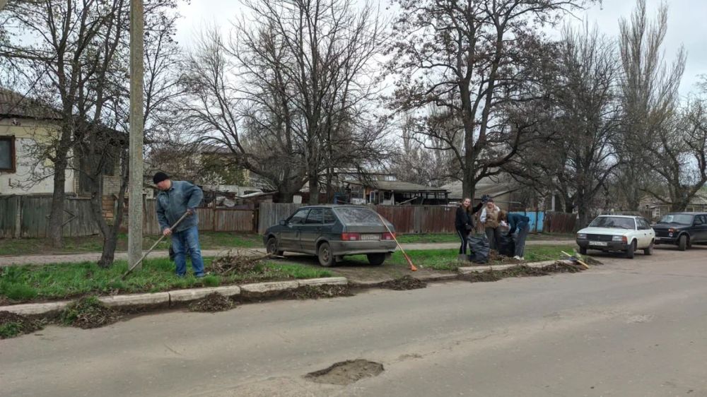 Во исполнение Поручения Главы Донецкой Народной Республики Дениса Владимировича Пушилина, по партийному проекту «Городская среда», в рамках двухмесячника по благоустройству населенных пунктов в Старобешевском муниципальном... Во исполнение Поручения Главы Донецкой Народной Республики Дениса Владимировича Пушилина, по партийному проекту «Городская среда», в рамках двухмесячника по благоустройству населенных пунктов в Старобешевском муниципальном...