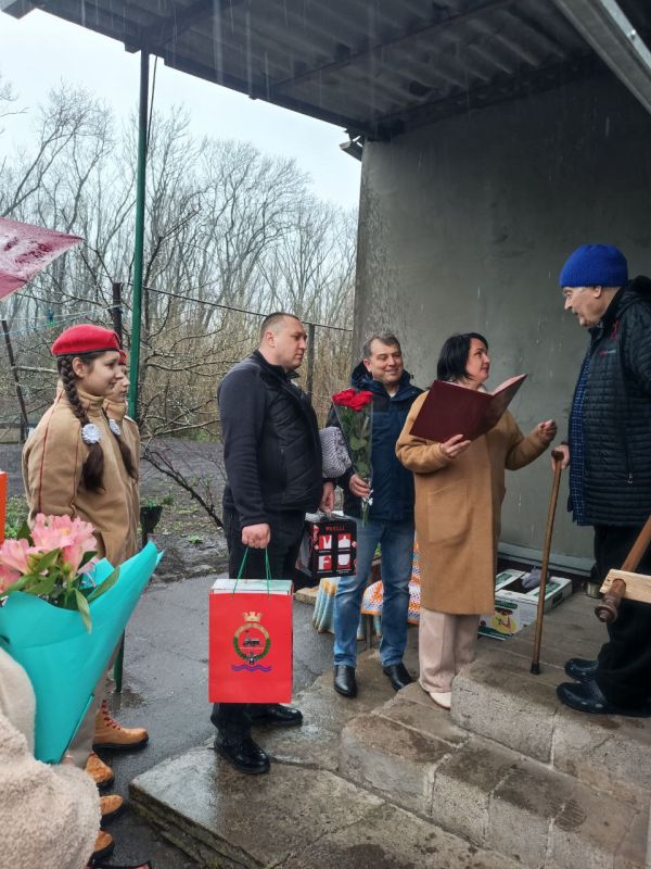 Годы не властны: ветеран Степан Степанович Плахтий отметил 98-й день рождения! Годы не властны: ветеран Степан Степанович Плахтий отметил 98-й день рождения!