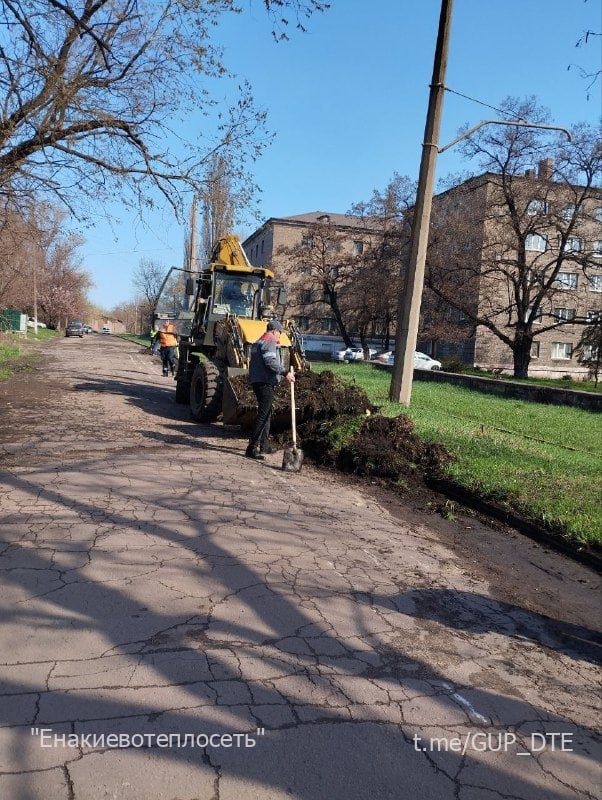 СОТРУДНИКИ ГУП ДНР «ДОНБАССТЕПЛОЭНЕРГО» ПРИСОЕДИНИЛИСЬ К ОБЩЕРЕСПУБЛИКАНСКОМУ СУББОТНИКУ СОТРУДНИКИ ГУП ДНР «ДОНБАССТЕПЛОЭНЕРГО» ПРИСОЕДИНИЛИСЬ К ОБЩЕРЕСПУБЛИКАНСКОМУ СУББОТНИКУ
