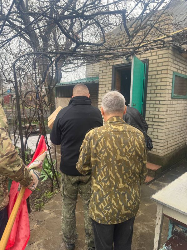 Дмитрий Огилец: Сегодня, 05.04.2025 года, инициативная группа Харцызской городской организации «РСВА и СВО» оказали адресную помощь участнику СВО, который после длительного пребывания в плену лишился нижней конечности Дмитрий Огилец: Сегодня, 05.04.2025 года, инициативная группа Харцызской городской организации «РСВА и СВО» оказали адресную помощь участнику СВО, который после длительного пребывания в плену лишился нижней конечности