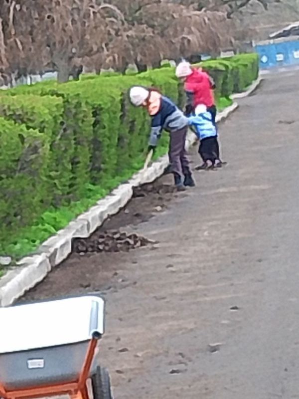 5 апреля 2024 года МБУ "Рыбинский СДК"совместно с Рыбинской библиотекой приняли участие в республиканском субботнике 5 апреля 2024 года МБУ "Рыбинский СДК"совместно с Рыбинской библиотекой приняли участие в республиканском субботнике