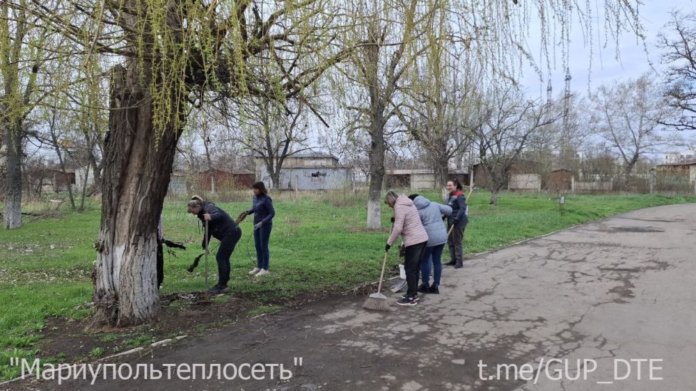 СОТРУДНИКИ ГУП ДНР «ДОНБАССТЕПЛОЭНЕРГО» ПРИСОЕДИНИЛИСЬ К ОБЩЕРЕСПУБЛИКАНСКОМУ СУББОТНИКУ СОТРУДНИКИ ГУП ДНР «ДОНБАССТЕПЛОЭНЕРГО» ПРИСОЕДИНИЛИСЬ К ОБЩЕРЕСПУБЛИКАНСКОМУ СУББОТНИКУ