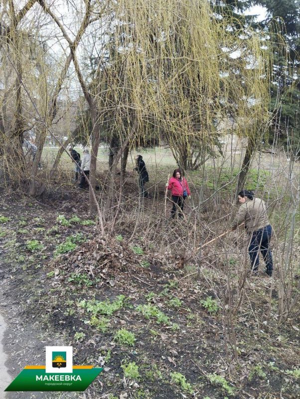 В Советском внутригородском районе состоялся общегородской субботник В Советском внутригородском районе состоялся общегородской субботник