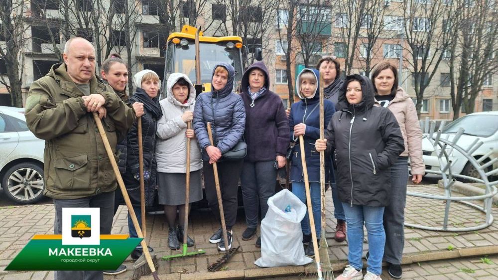 В Советском внутригородском районе состоялся общегородской субботник В Советском внутригородском районе состоялся общегородской субботник