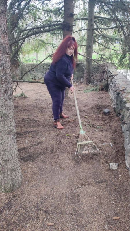 Субботник как праздник - весело и полезно! Субботник как праздник - весело и полезно!