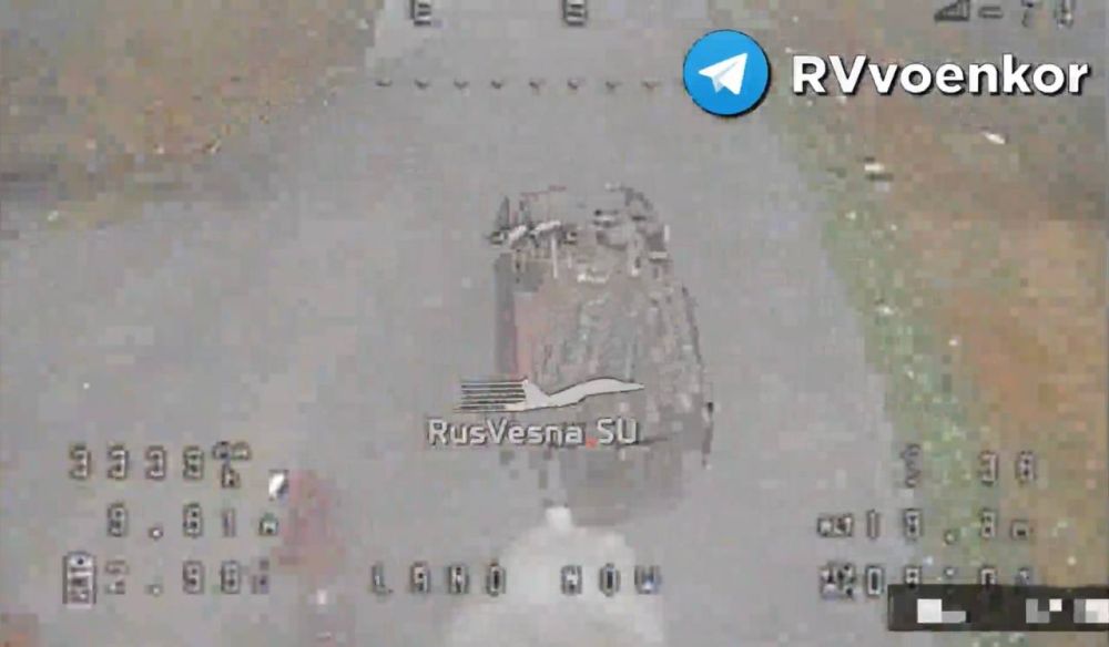 Работа операторов FPV-дронов отряда «Вега» 24-й гв. ОБрСпН по бронетехнике ВСУ на Покровском направлении Работа операторов FPV-дронов отряда «Вега» 24-й гв. ОБрСпН по бронетехнике ВСУ на Покровском направлении