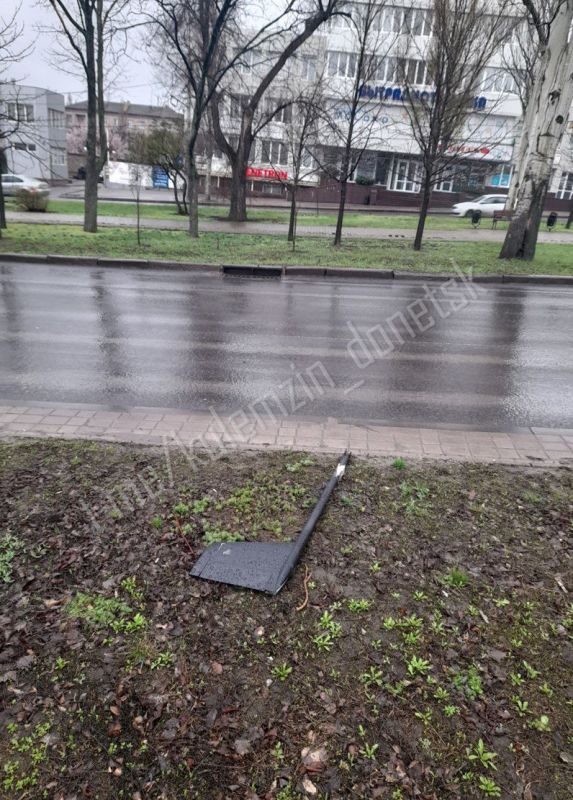 Алексей Кулемзин: Чувствуя своё бессилие на поле боя, укрофашисты предприняли отчаянную попытку нанести удар по мирным кварталам нашего города Алексей Кулемзин: Чувствуя своё бессилие на поле боя, укрофашисты предприняли отчаянную попытку нанести удар по мирным кварталам нашего города