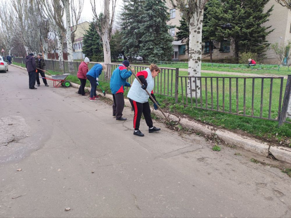 Николай Михайлов: Еще фото с субботника Николай Михайлов: Еще фото с субботника