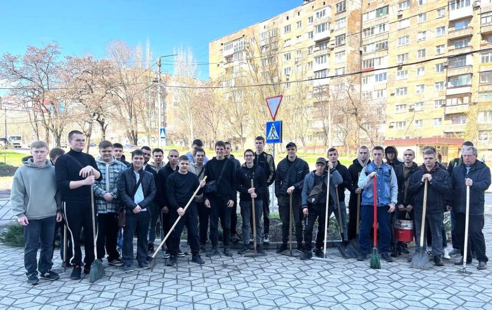И даже в непогоду убираться мы готовы! И даже в непогоду убираться мы готовы!
