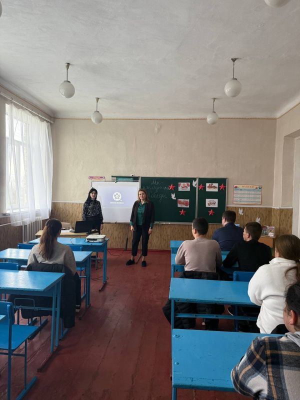 Николай Михайлов: Школьники Старобешевского округа чтят память героев ВОВ и СВО Николай Михайлов: Школьники Старобешевского округа чтят память героев ВОВ и СВО