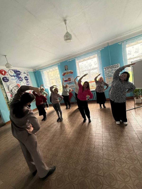 Производственная зарядка. В честь Всемирного дня здоровья активисты #ПО_596 , сотрудники ГБОУ "ОШ 77 Г. О. МАКЕЕВКА" и ГКДОУ "Детский сад 154 г.о. Макеевка" Производственная зарядка. В честь Всемирного дня здоровья активисты #ПО_596 , сотрудники ГБОУ "ОШ 77 Г. О. МАКЕЕВКА" и ГКДОУ "Детский сад 154 г.о. Макеевка"