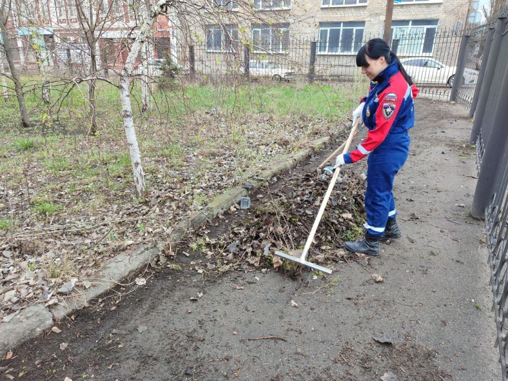 Добровольцы Донецкого РО ВСКС приняли участие в общереспубликанском субботнике Добровольцы Донецкого РО ВСКС приняли участие в общереспубликанском субботнике
