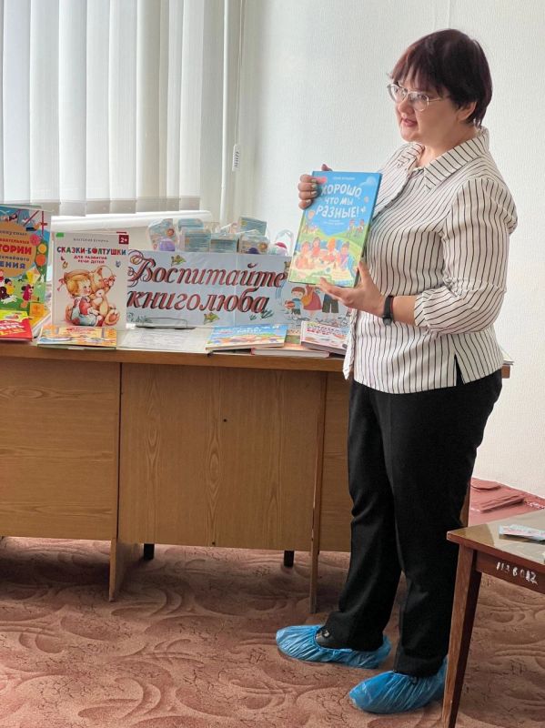 Сегодня, активисты Женского движения партии «Единая Россия» посетили ГБУ ДНР «Центральная городская больница г. Шахтерска» акушерско-гинекологическое отделение, чтобы поздравить будущих мам с Днем беременных.Символично, что... Сегодня, активисты Женского движения партии «Единая Россия» посетили ГБУ ДНР «Центральная городская больница г. Шахтерска» акушерско-гинекологическое отделение, чтобы поздравить будущих мам с Днем беременных.Символично, что...