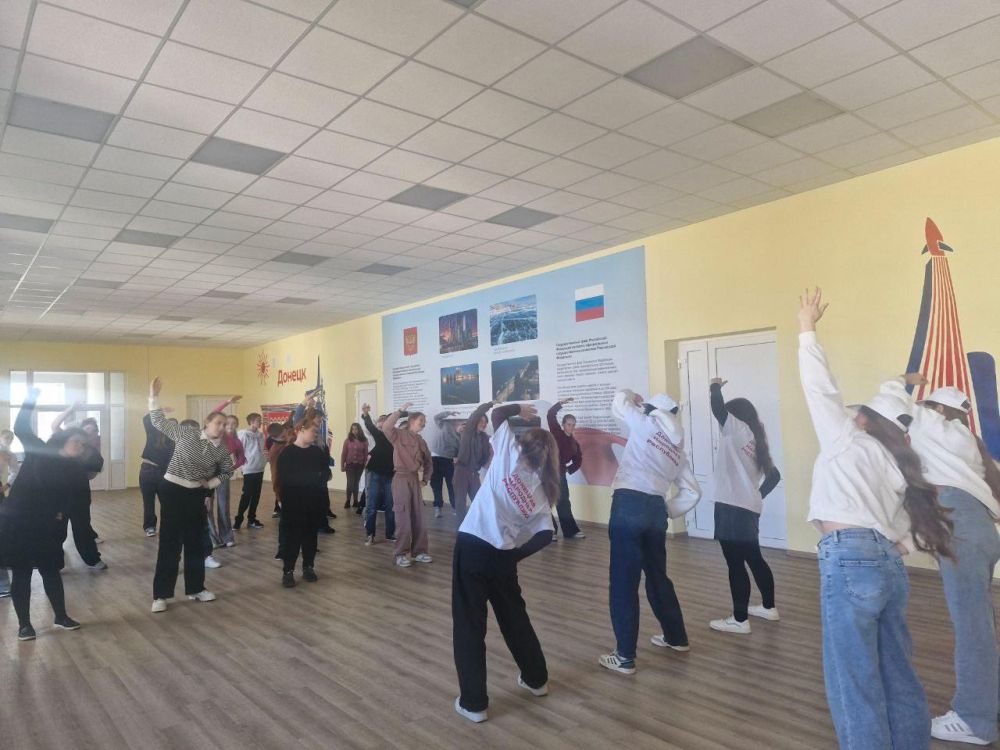Николай Михайлов: Активисты первичного отделения «Движения Первых» Старобешевского округа поучаствовали в акции «Здоровье в Движении» Николай Михайлов: Активисты первичного отделения «Движения Первых» Старобешевского округа поучаствовали в акции «Здоровье в Движении»