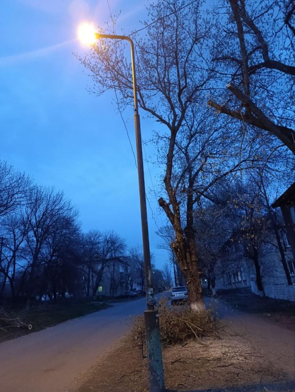 В поселке Новый Свет при поддержке Бурятии начался ремонт линий уличного освещения В поселке Новый Свет при поддержке Бурятии начался ремонт линий уличного освещения