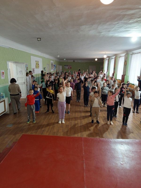 Сегодня, 7 апреля, в школах городского округа Харцызск состоялись разнообразные спортивные мероприятия, приуроченные ко Всемирному дню здоровья Сегодня, 7 апреля, в школах городского округа Харцызск состоялись разнообразные спортивные мероприятия, приуроченные ко Всемирному дню здоровья