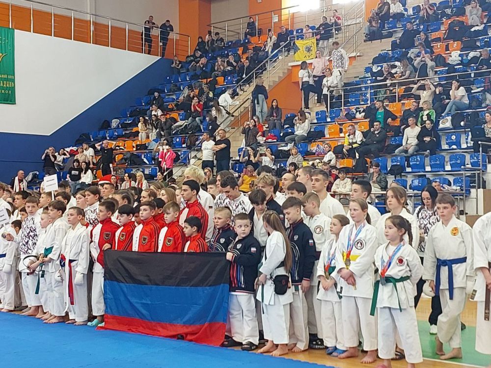 Юрий Мартынов: В Майкопе (Республика Адыгея) с 4 по 7 апреля прошли Чемпионат Южного федерального округа, первенство Южного и Северо-Кавказского федеральных округов и Открытые соревнования Адыгеи по восточному боевому... Юрий Мартынов: В Майкопе (Республика Адыгея) с 4 по 7 апреля прошли Чемпионат Южного федерального округа, первенство Южного и Северо-Кавказского федеральных округов и Открытые соревнования Адыгеи по восточному боевому...