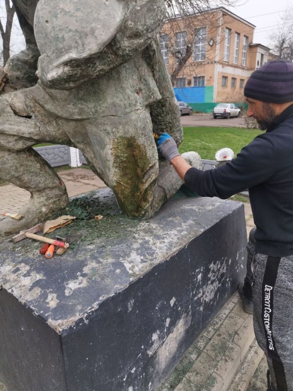 Ветераны-подопечные филиала фонда «Защитники Отечества» в ДНР активно способствуют сохранению исторической памяти Ветераны-подопечные филиала фонда «Защитники Отечества» в ДНР активно способствуют сохранению исторической памяти