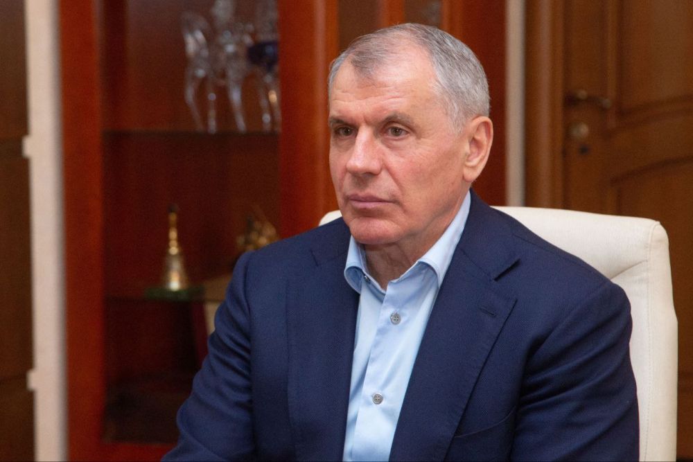 Владимир Константинов: В 11-ю годовщину основания Крымского отделения «Единой России» встретился с сенатором Российской Федерации Сергеем Васильевичем Горняковым, который назначен руководителем Южного межрегионального... Владимир Константинов: В 11-ю годовщину основания Крымского отделения «Единой России» встретился с сенатором Российской Федерации Сергеем Васильевичем Горняковым, который назначен руководителем Южного межрегионального...
