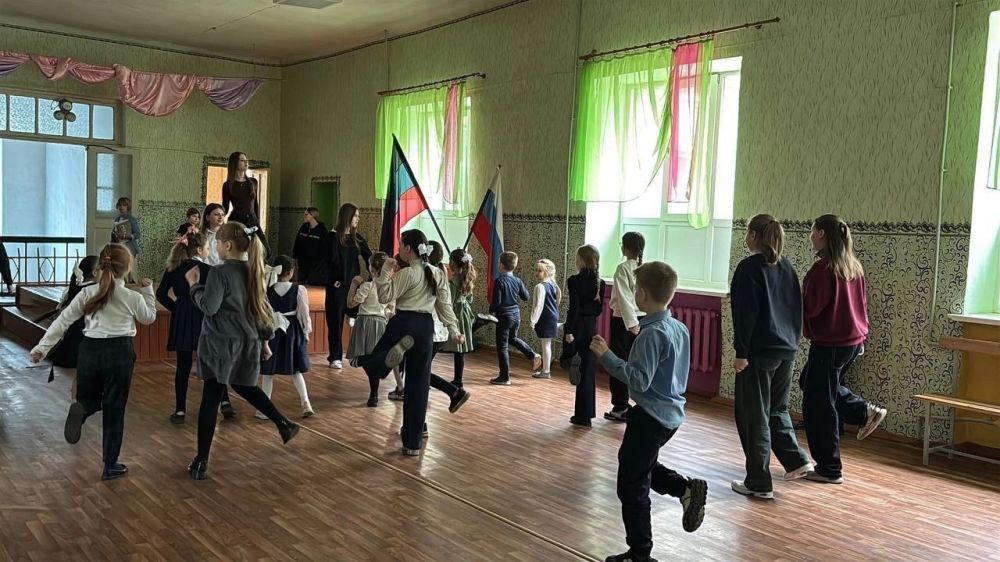 Сегодня, 7 апреля, в школах городского округа Харцызск состоялись разнообразные спортивные мероприятия, приуроченные ко Всемирному дню здоровья Сегодня, 7 апреля, в школах городского округа Харцызск состоялись разнообразные спортивные мероприятия, приуроченные ко Всемирному дню здоровья