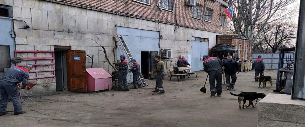 05 апреля 2025 года по поручению Главы Республики Дениса Пушилина в рамках серии мероприятий "Зеленый Донбасс" был проведён общереспубликанский субботник 05 апреля 2025 года по поручению Главы Республики Дениса Пушилина в рамках серии мероприятий "Зеленый Донбасс" был проведён общереспубликанский субботник