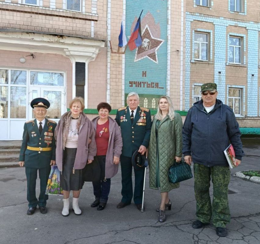 Мы память в сердце сохраним Мы память в сердце сохраним