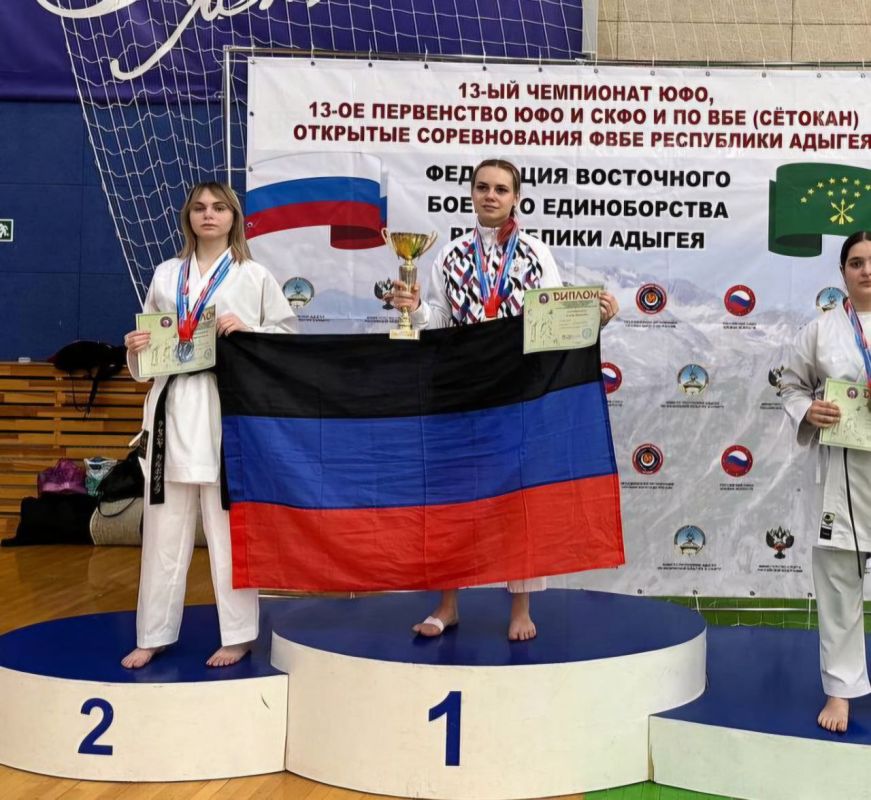 Юрий Мартынов: В Майкопе (Республика Адыгея) с 4 по 7 апреля прошли Чемпионат Южного федерального округа, первенство Южного и Северо-Кавказского федеральных округов и Открытые соревнования Адыгеи по восточному боевому... Юрий Мартынов: В Майкопе (Республика Адыгея) с 4 по 7 апреля прошли Чемпионат Южного федерального округа, первенство Южного и Северо-Кавказского федеральных округов и Открытые соревнования Адыгеи по восточному боевому...