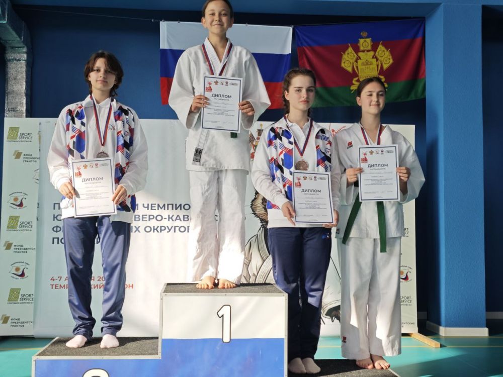 Юрий Мартынов: С 4 по 7 апреля Краснодарский край принимал первенство и чемпионат Южного и Северо-Кавказского федеральных округов по айкидо Юрий Мартынов: С 4 по 7 апреля Краснодарский край принимал первенство и чемпионат Южного и Северо-Кавказского федеральных округов по айкидо