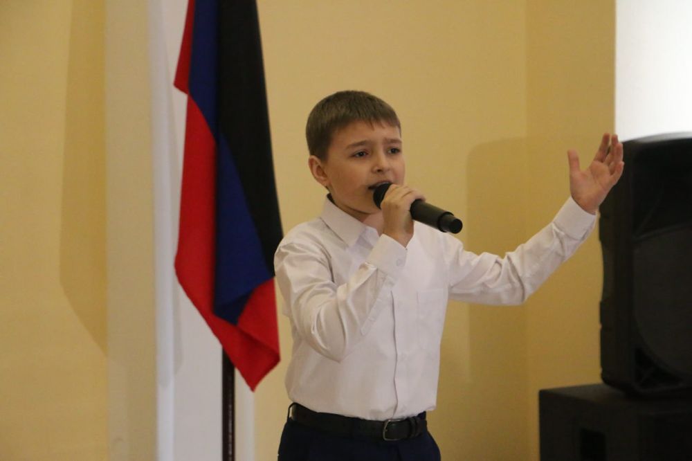 Подопечные филиала посетили мероприятия к годовщине ДНР Подопечные филиала посетили мероприятия к годовщине ДНР