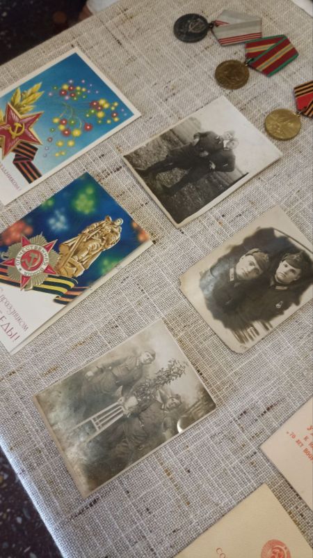 Выставка военных фотографий и семейных реликвий в МБУК "Златоустовский ЦНТ"! Выставка военных фотографий и семейных реликвий в МБУК "Златоустовский ЦНТ"!