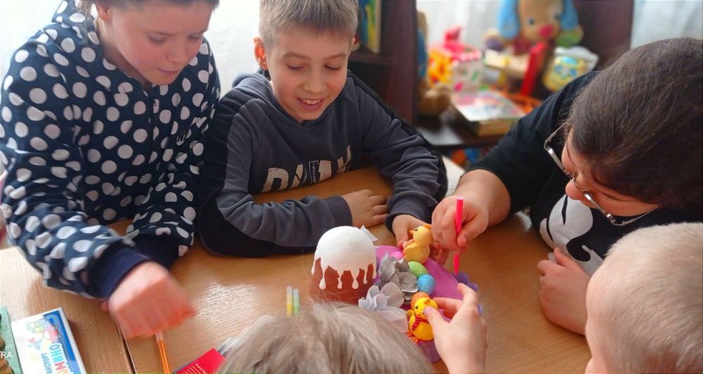 Дискуссия на тему «Традиции русской семьи» Дискуссия на тему «Традиции русской семьи»