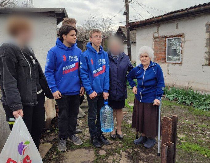 Личный состав ОИН УИИ ГУФСИН России по ДНР принял участие в «Эстафете добра» Личный состав ОИН УИИ ГУФСИН России по ДНР принял участие в «Эстафете добра»