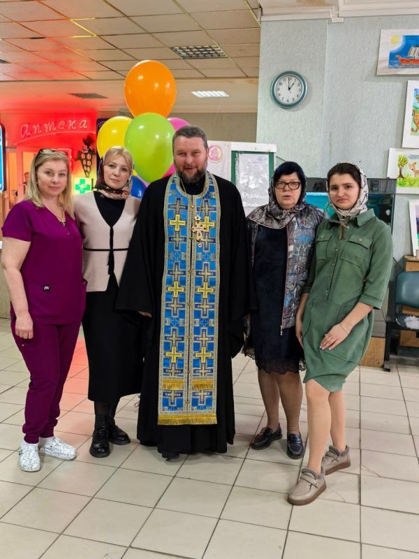 Праздничное мероприятие для беременных в Донецком перинатальном центре им. проф. В.К. Чайки состоялось при содействии Семейного центра «Отрада» епархиального отдела по церковной благотворительности и социальному служению и... Праздничное мероприятие для беременных в Донецком перинатальном центре им. проф. В.К. Чайки состоялось при содействии Семейного центра «Отрада» епархиального отдела по церковной благотворительности и социальному служению и...