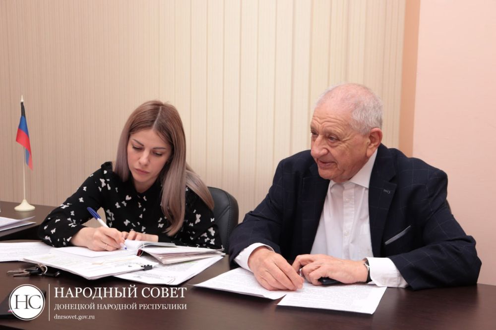 Профильный Комитет обсудил проекты федеральных законов Профильный Комитет обсудил проекты федеральных законов