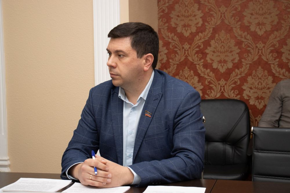 Кирилл Макаров: Стартовал отбор в Молодёжный парламент IV созыва! Кирилл Макаров: Стартовал отбор в Молодёжный парламент IV созыва!