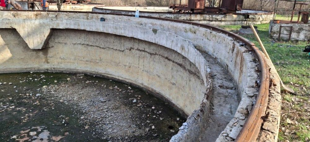 Нижегородские специалисты приступили к работам на канализационно-очистных сооружениях Харцызска Нижегородские специалисты приступили к работам на канализационно-очистных сооружениях Харцызска