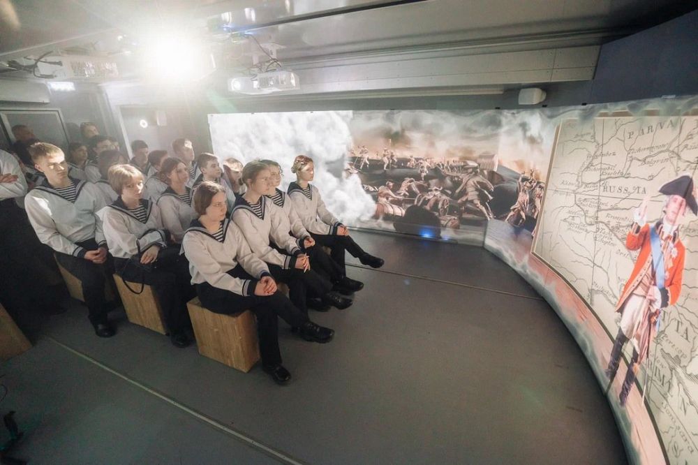 Ольга Колударова: Мобильный исторический парк «Россия – Моя история» в Мариуполе Ольга Колударова: Мобильный исторический парк «Россия – Моя история» в Мариуполе
