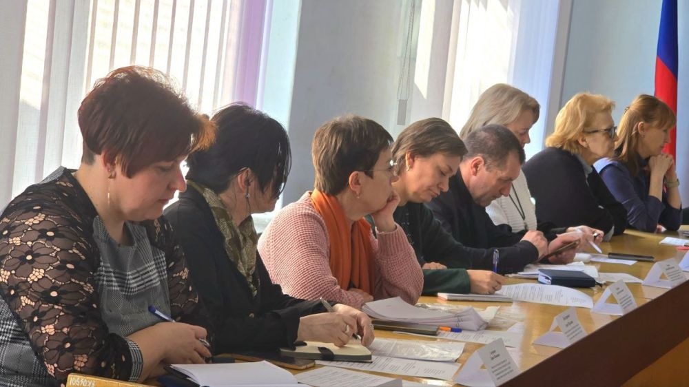 Иван Адамец: Прошло заседание комиссии по делам несовершеннолетних и защите их прав при Управе Куйбышевского внутригородского района Администрации городского округа Донецк Иван Адамец: Прошло заседание комиссии по делам несовершеннолетних и защите их прав при Управе Куйбышевского внутригородского района Администрации городского округа Донецк