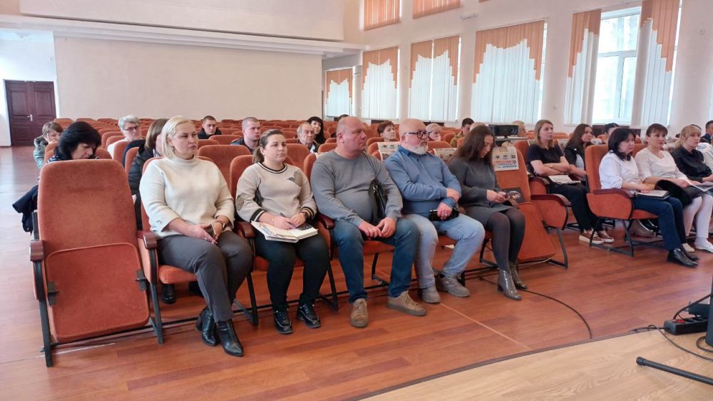 "Встреча с трудовым коллективом" "Встреча с трудовым коллективом"