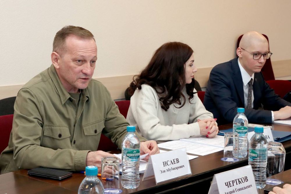Андрей Чертков: Провел рабочую встречу с заместителем руководителя Федерального казначейства Эли Исаевым Андрей Чертков: Провел рабочую встречу с заместителем руководителя Федерального казначейства Эли Исаевым