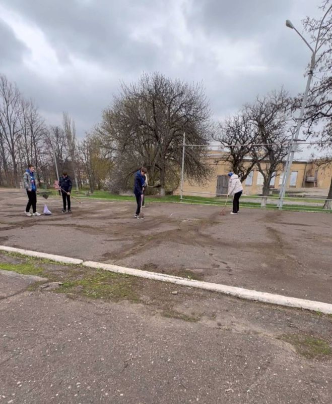 Николай Михайлов: В Старобешевском муниципальном округе прошла акция «Зеленый субботник» Николай Михайлов: В Старобешевском муниципальном округе прошла акция «Зеленый субботник»