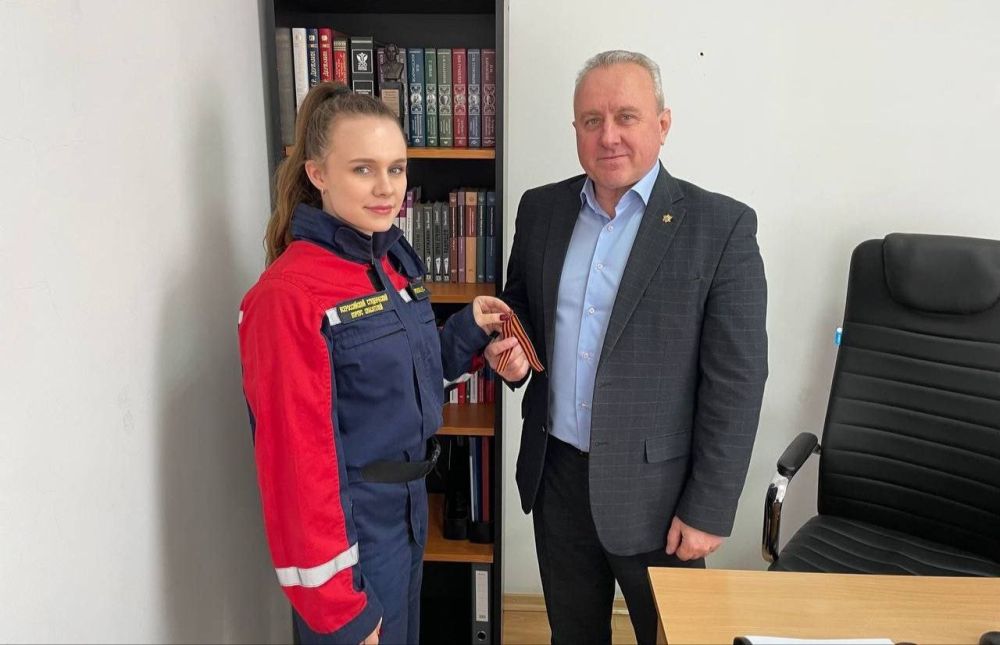 Добровольцы Донецкого РО ВСКС приняли участие в Международной акции «Георгиевская лента», организовав раздачу георгиевских лент - символа памяти о подвиге советского народа в Великой Отечественной войне жителям Донецка и... Добровольцы Донецкого РО ВСКС приняли участие в Международной акции «Георгиевская лента», организовав раздачу георгиевских лент - символа памяти о подвиге советского народа в Великой Отечественной войне жителям Донецка и...
